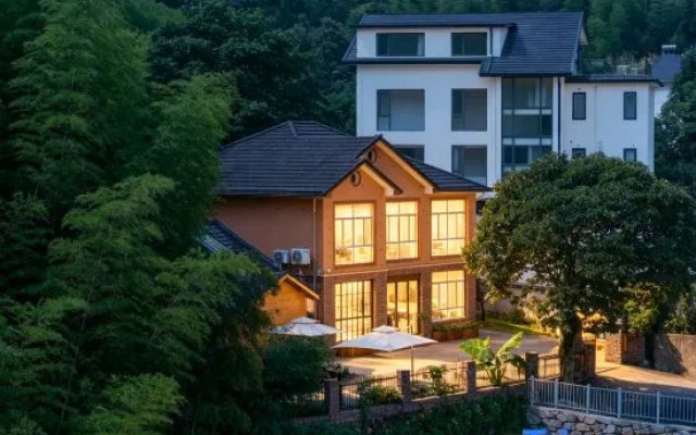 Liyu Tiny Stay (Near Tianmu Mountain Rafting, Anji)  •
