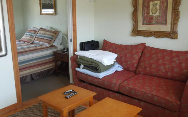 Sifting Sands Motel
