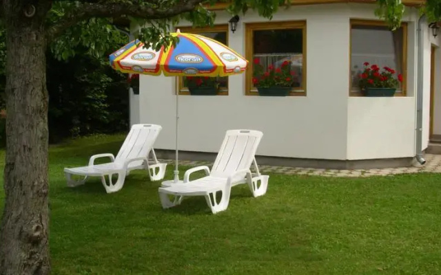 Balaton Ház
