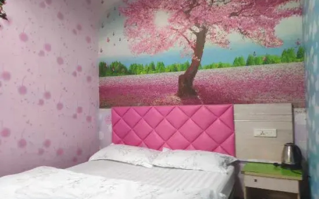 Jiahe Apartment (Wuhan Hubei University Shop)