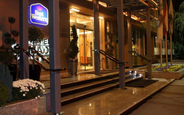 Hotel Sumadija вид на фасад