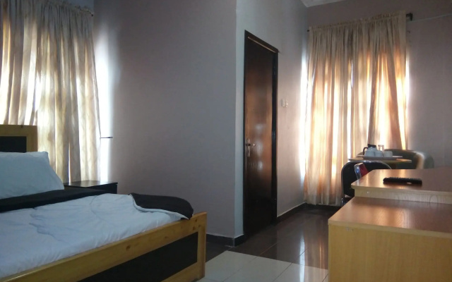 E-Class Resorts