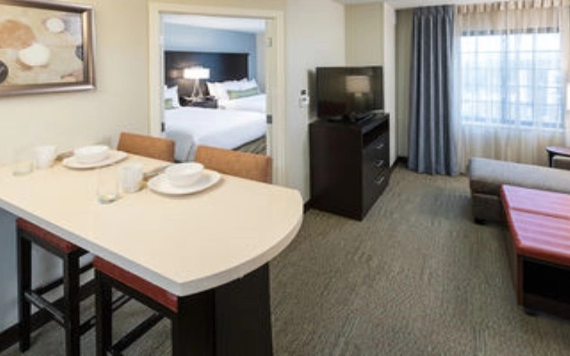 Staybridge Suites Omaha West