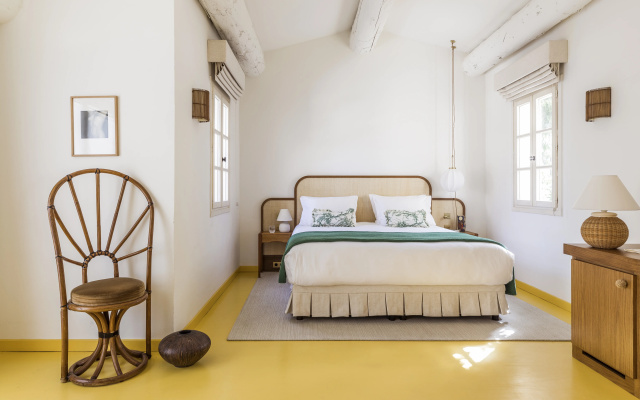 Hôtel La Tartane Saint -Tropez