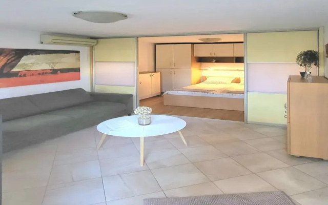 Green Terrace Apartment I