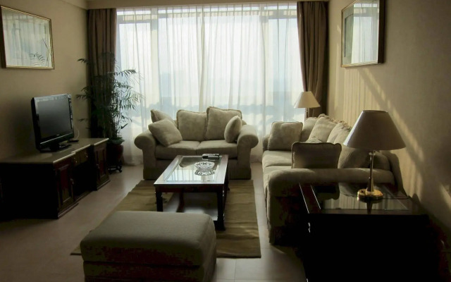 Clifford Hotel