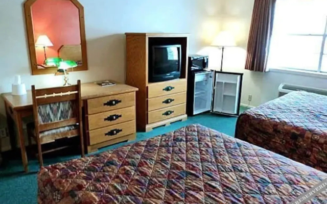 Ashley Hotel and Suites