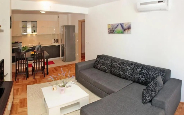 Apartment Central City