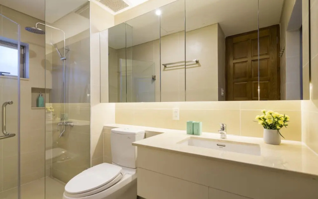 The Tropical Residence Serviced Homestay