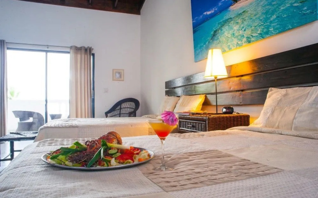 Wahoo Bay Beach Club & Resort