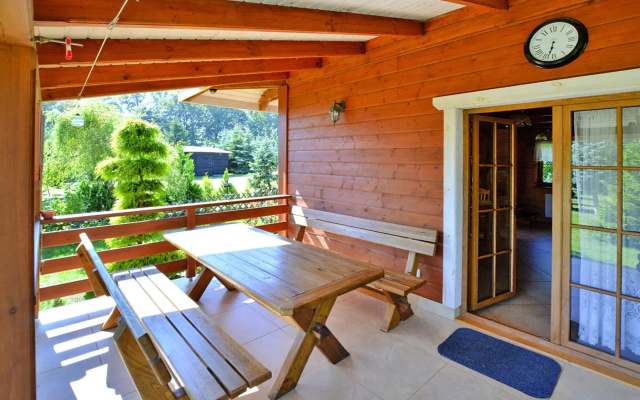 Holiday Home by the Lake, Private Garden, Oswino
