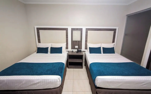 Hotel Bahia Suites