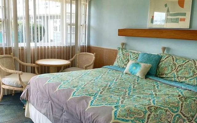 Harborside Motel