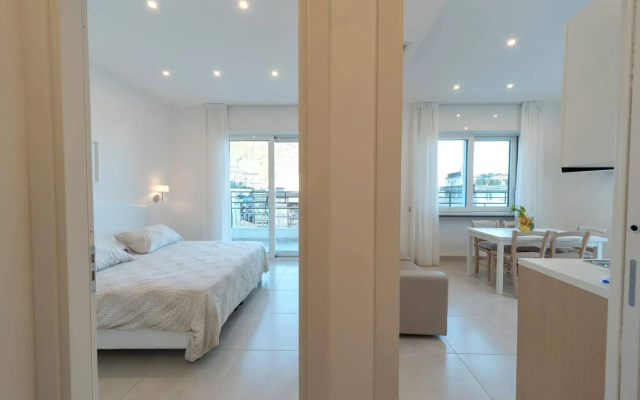 Santa Tecla Apartments