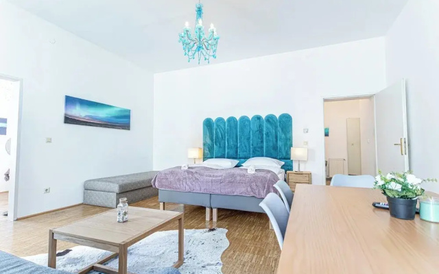 Elegant Spacious 2BR City Center Stay