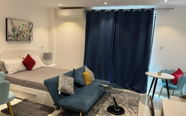Easy Stay at Embassy Gardens Apartment