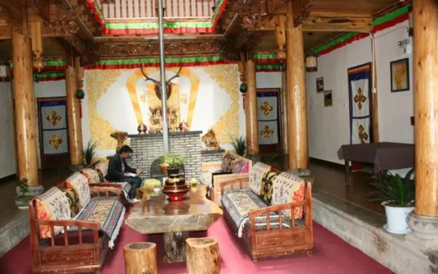 Shangrila Tibetan Family Inn