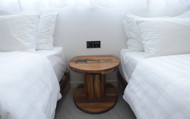 White Loft Hotel