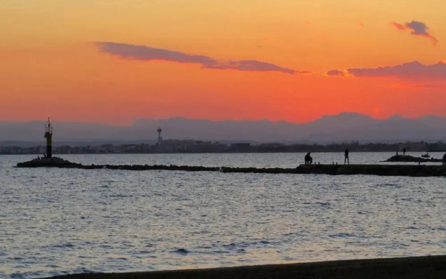 Apartment in Roses Near de la Punta Beach