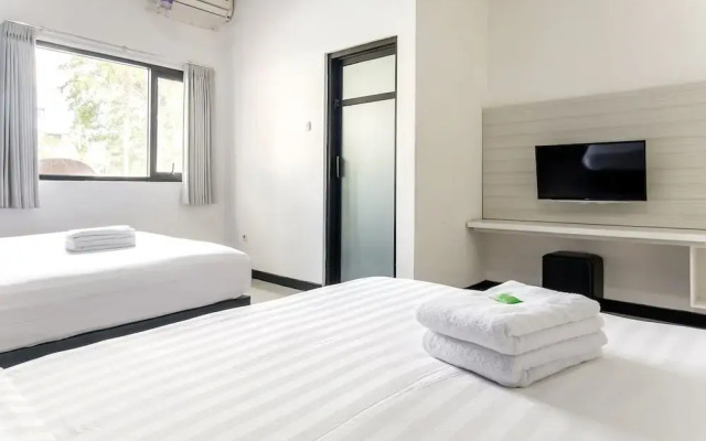 TwoSpaces Living at Panorama Villas Batu