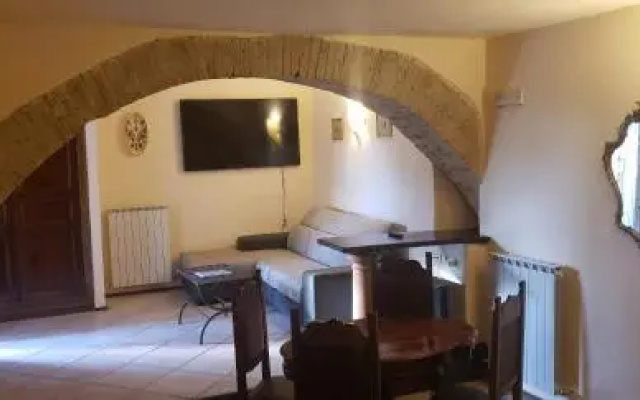 Trevi Hotel