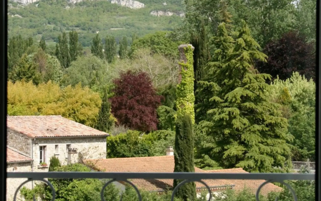 Logis Hôtel du Jabron