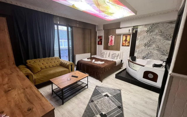 Royal Hotel-Kumkapi