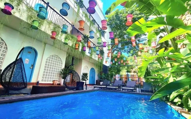 SECRET GARDEN Hostel - WANDERNEST Cat Ba