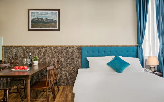 Celina Hotel & Apartment