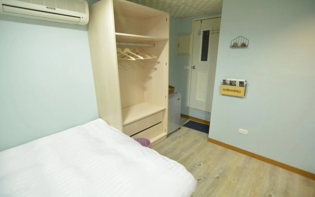 Mambo Hostel