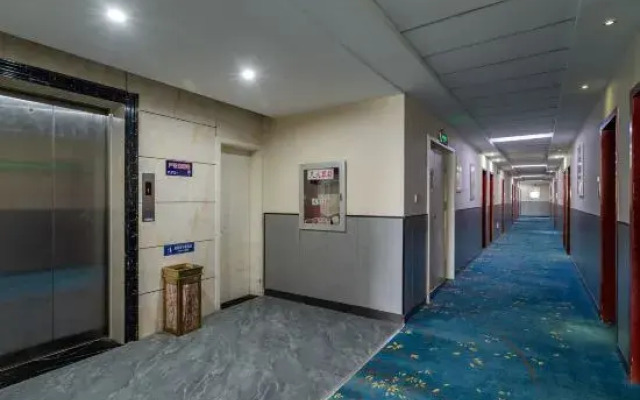 Sea Star Hotel