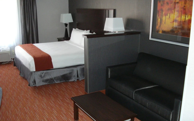 Holiday Inn Express & Suites Rapid City I-90 IHG