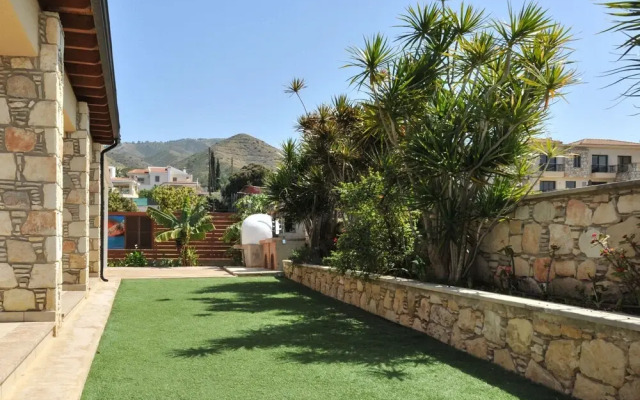 Sunset View Villa in Argaka