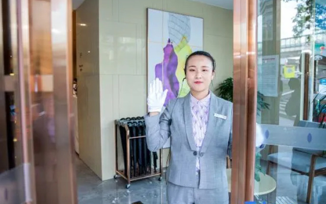 Lavande Hotel (Urumqi Changjiang Road International Trade City store)