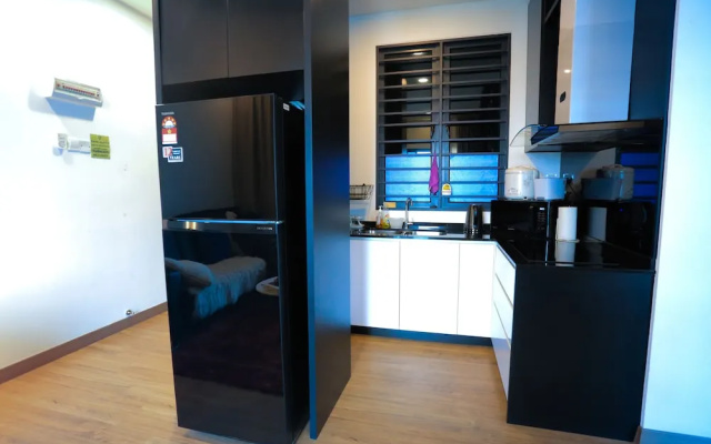 MLH Deluxe Studio Suites @ Landmark Residence