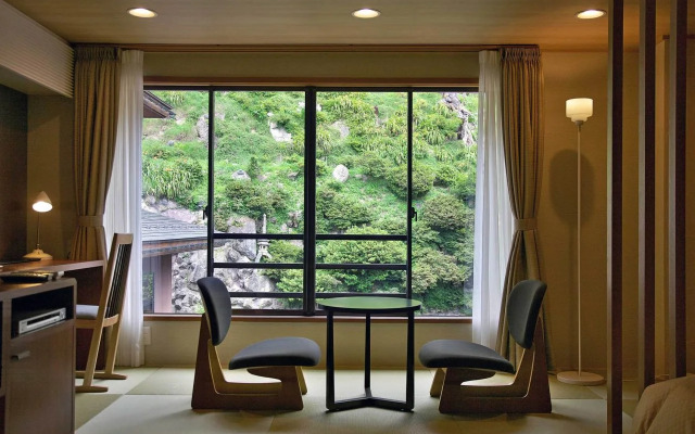 Akayu Onsen Gotenmori