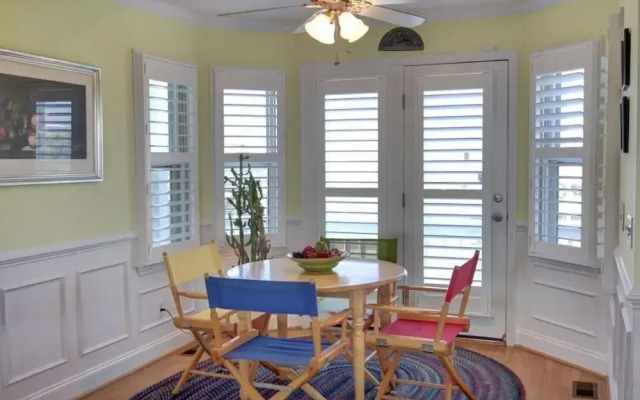 Turtle Cove (formerly Fiddler's Green) 4 Bedroom Home by RedAwning