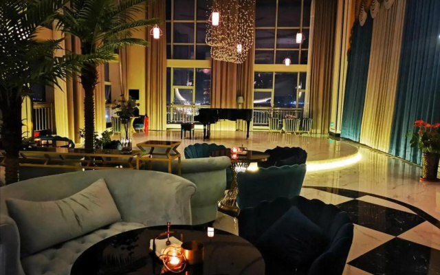 Lanbo Bay Hotel