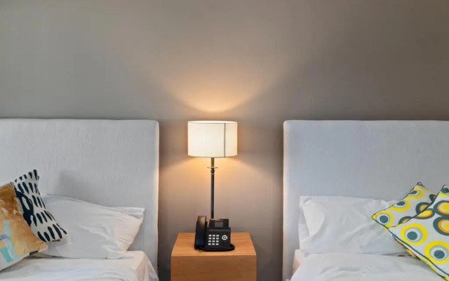 Hotel Huntington