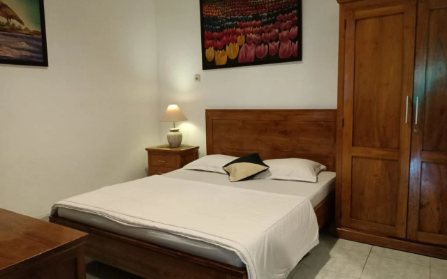 RedDoorz @ Griya Cemara Homestay Yogyakarta