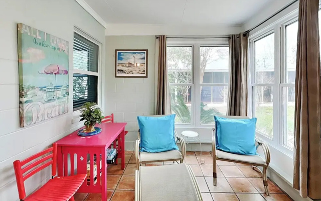 Captains Quarters B by Tybee Vacation Rentals