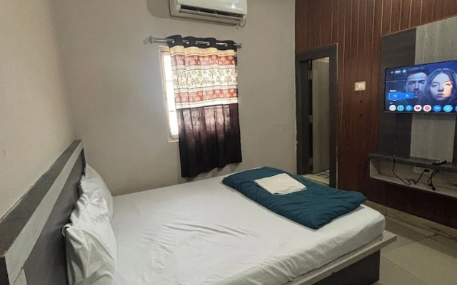 Hotel tuk tuk palace