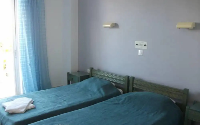 Julia Apartments