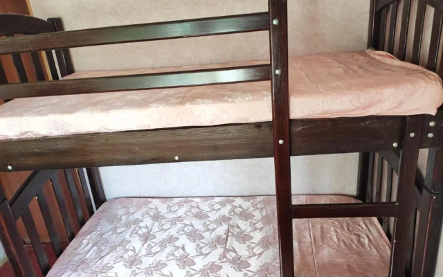 Guesthouse TTT-1