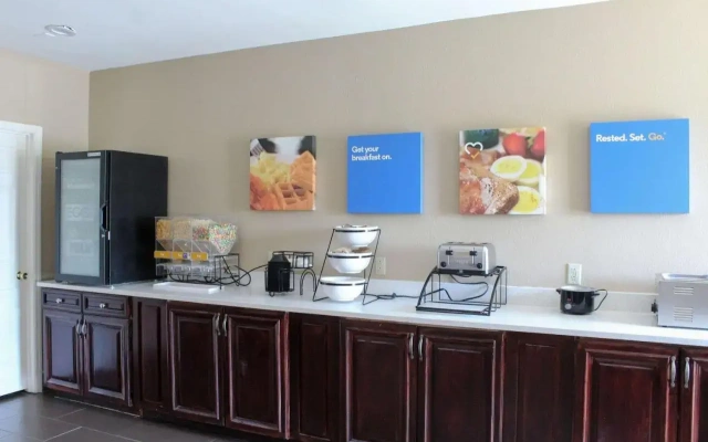 Holiday Inn Express Fultondale