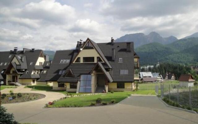 Отель Szymoszkowa Residence Косцелиско вид на фасад