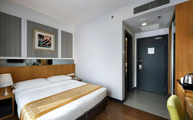 Standard Double room (full double bed) · Hotel Transit Kuala Lumpur — photo 3