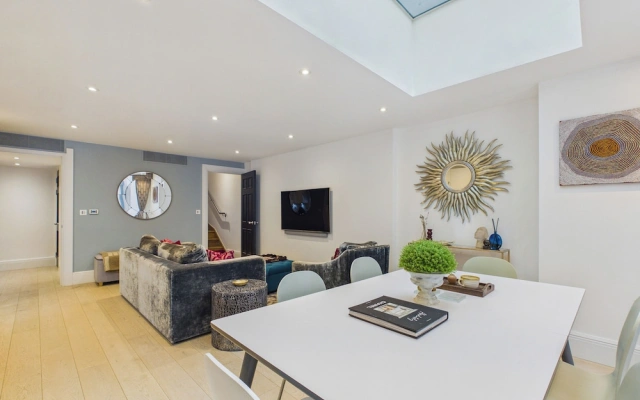 Be London - The Lincoln's Inn Residences