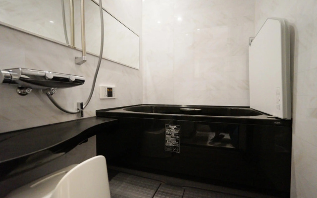 Real Life Kudanshita Posh 1-bedroom 5pax 3mins sub