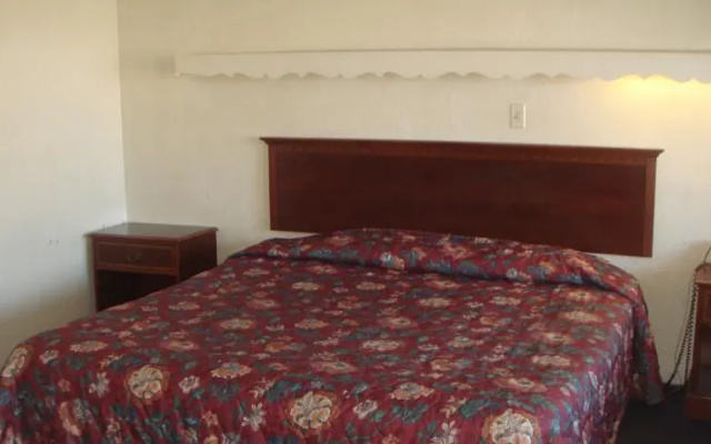 Economy Motel